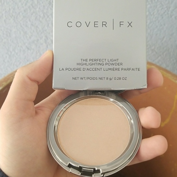 Cover FX Highlighting Powder Moonlight - Picture 1 of 7